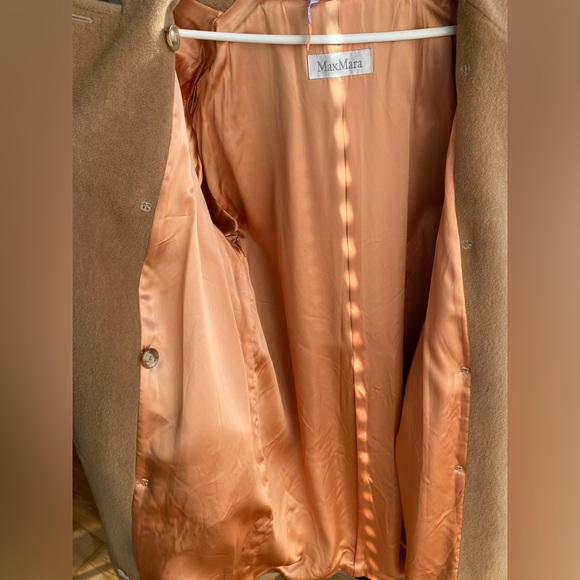NEVER WORN: MaxMara Icon 101801 Coat 100% Virgin Wool (Orig $5K) - Picture 10 of 14
